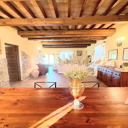 Fabulously Located In Luscious Grounds Play Area For Children Sleeps 10 *
