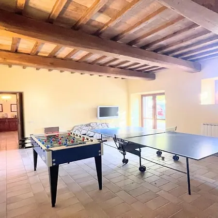 Fabulously Located In Luscious Grounds Play Area For Children Sleeps 10 Petroro