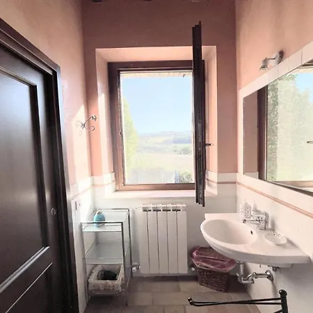 Villa Fabulously Located In Luscious Grounds Play Area For Children Sleeps 10 *