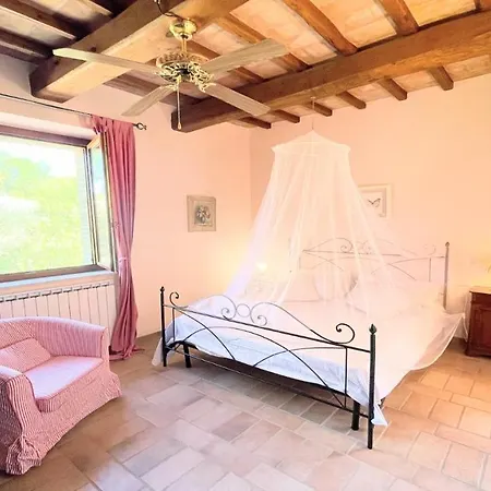Villa Fabulously Located In Luscious Grounds Play Area For Children Sleeps 10 *