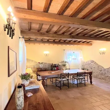 Villa Fabulously Located In Luscious Grounds Play Area For Children Sleeps 10 *