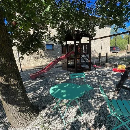 Fabulously Located In Luscious Grounds Play Area For Children Sleeps 10 ヴィラ *